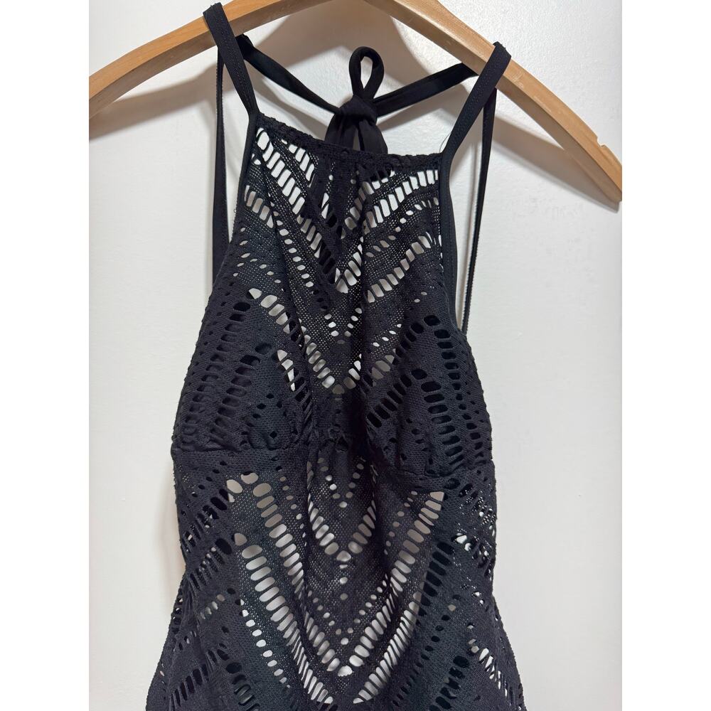 Robin Piccone 'Raquel' Portrait Back One-Piece Swimsuit Size 6 in Black - Picture 12 of 14